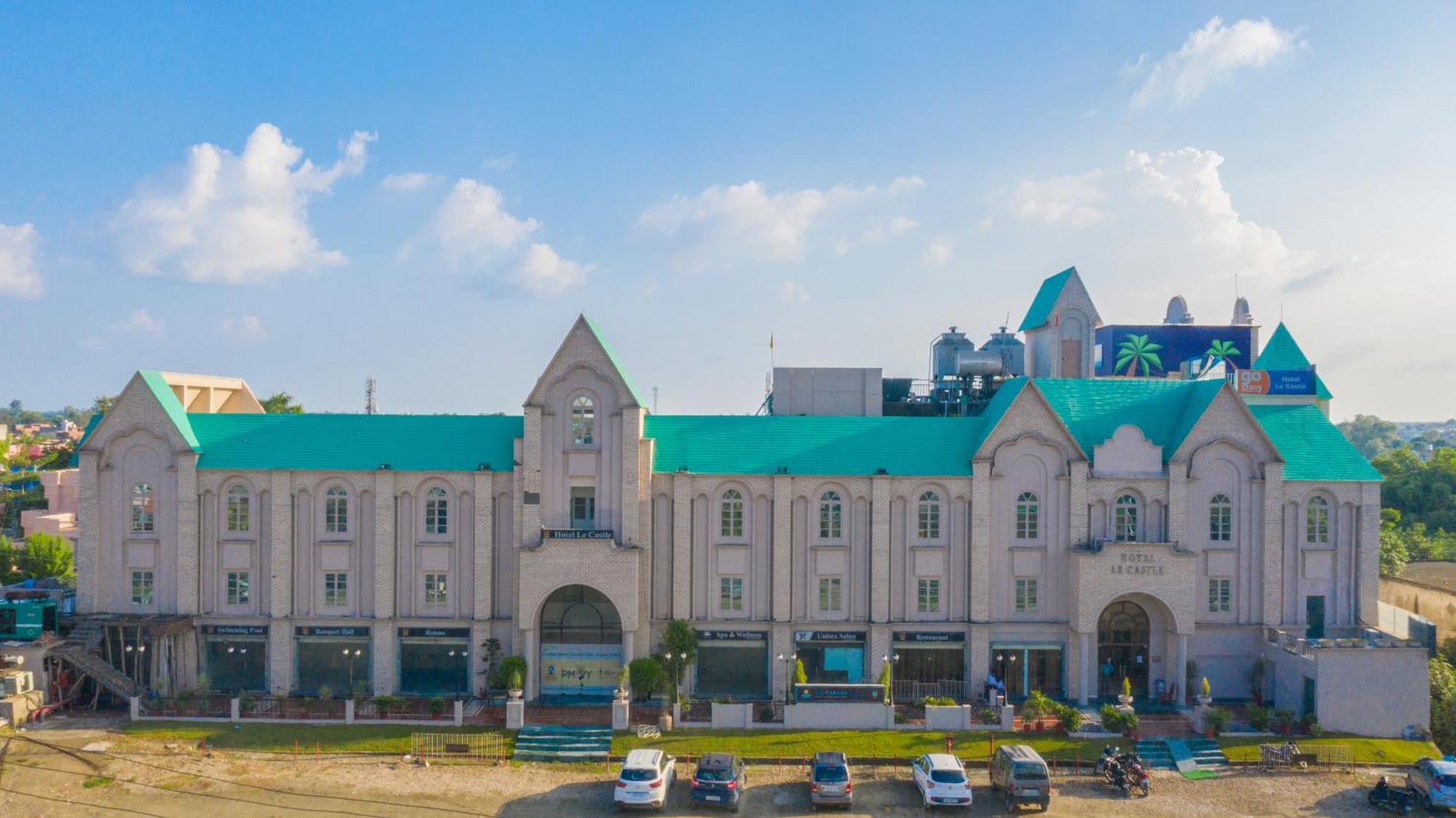 城堡酒店 Rudrapur 外观 照片